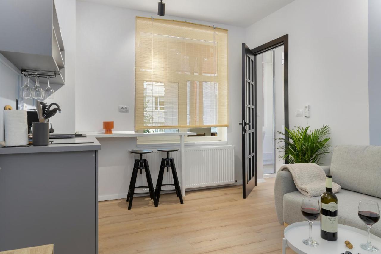 Vd Boutique Apartments No 3 บูคาเรสต์ ภายนอก รูปภาพ